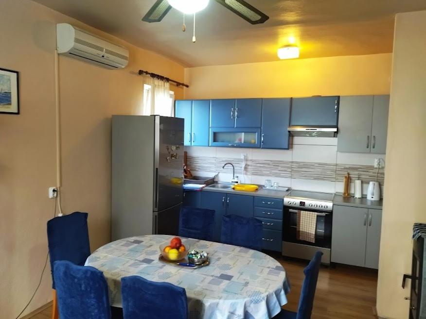 Apartment In Nin With Terrace, Air Conditioning, Wi-Fi Esterno foto